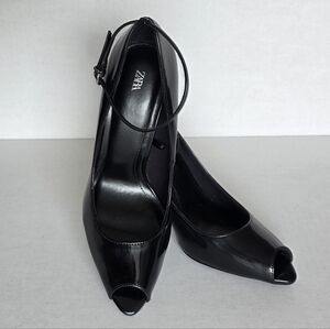 ZARA Glossy Black Peep-Toe Stiletto 41 / Size 10
